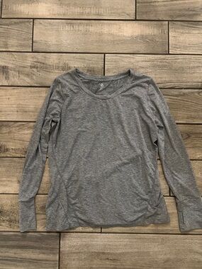 GAP Women's Gray Heather Long Sleeve Crew Shirt